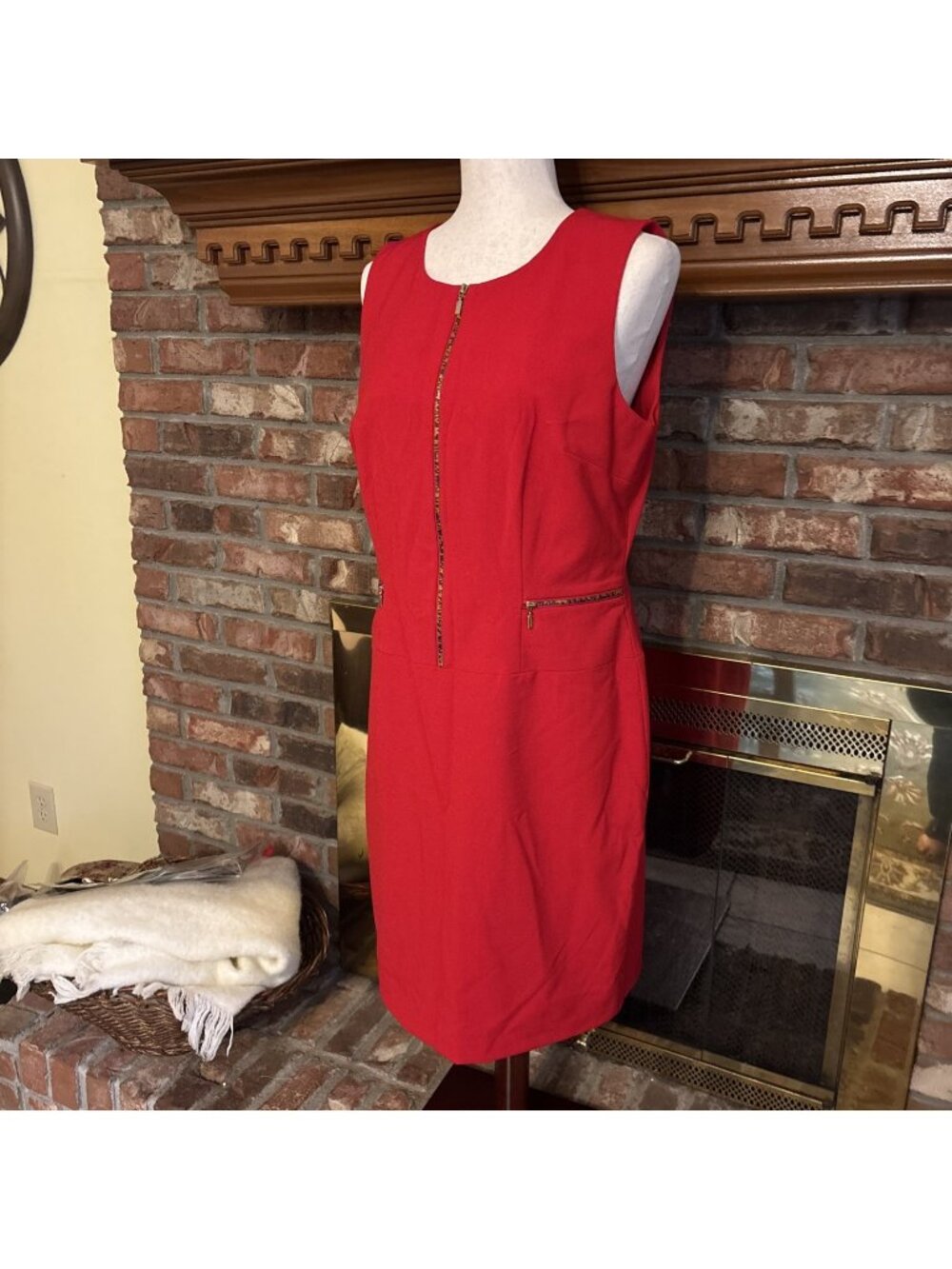 calvin klein dress Size 14 Red Sleeveless Zip Front Dress Lined